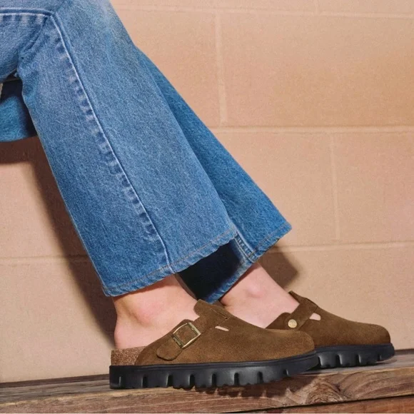 Birkenstock Papillio Boston Chunky Suede Leather in Dark Tea/ Black - Picture 5 of 12